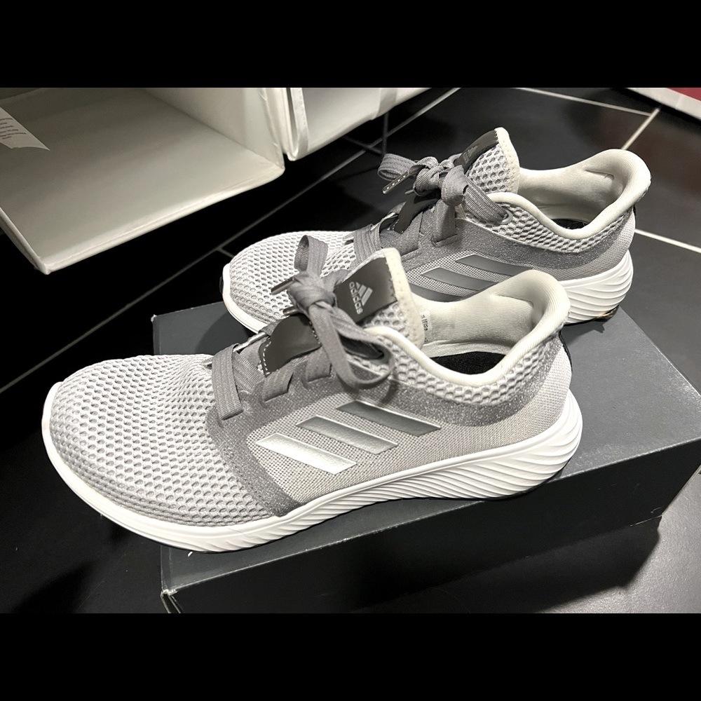 Adidas Edge Lux women’s shoes Size 9